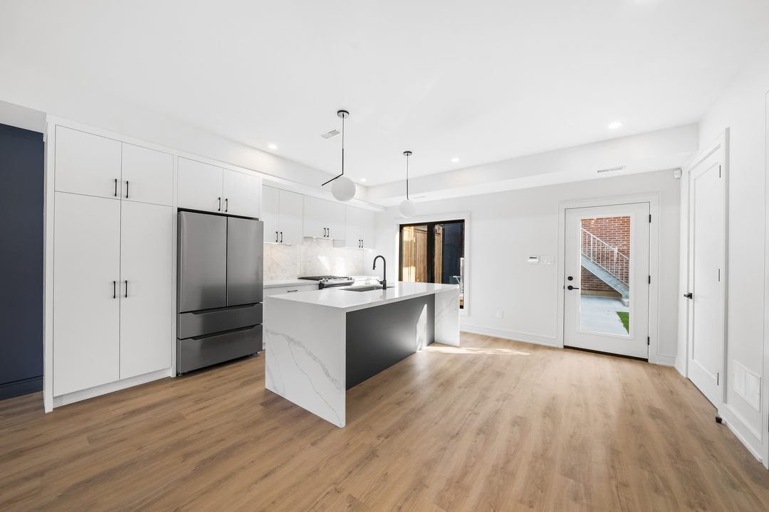 158 Dovercourt — Reside Properties
